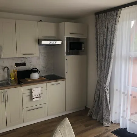 Nad Lipou, Apartman 2 *